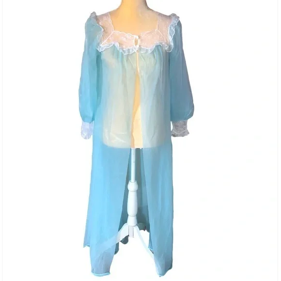 Vintage Vassarette Baby Blue Sheer Open Front Robe/Housecoat with Lace Sz Small - Picture 1 of 16